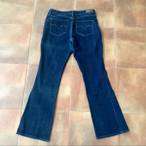 EUC Levi’s Bold Curve Boot Cut Jeans 12M - Picture 2 of 4
